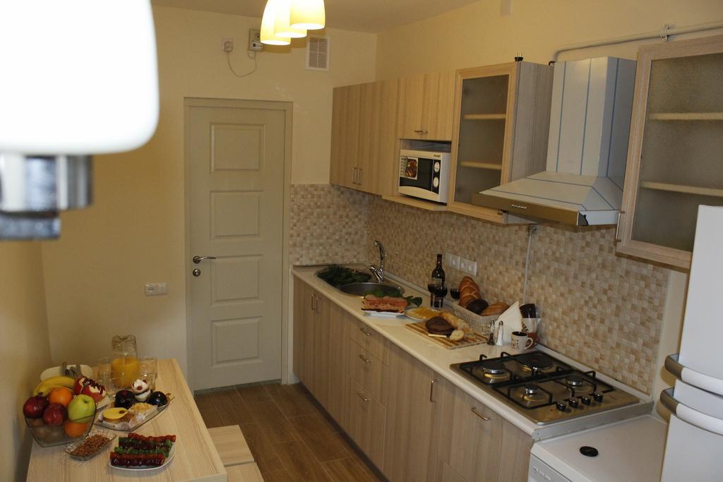 5Th Floor Guest House Yerevan Ngoại thất bức ảnh